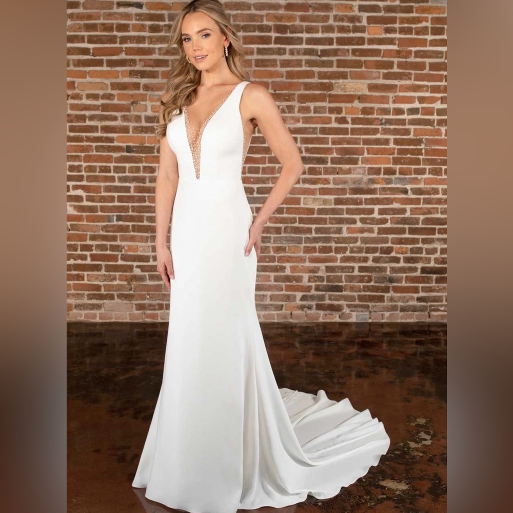 Essense of Australia | Wedding Dress - Picture 10 of 11